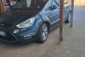Ford S max
