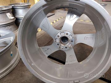 CERCHI USATI RAGGIO 20 POLLICI AUDI Q3 - CPC239245