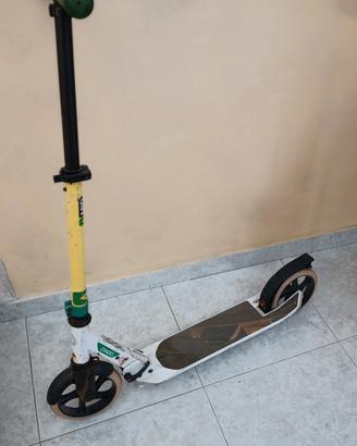 Monopattino per bambini