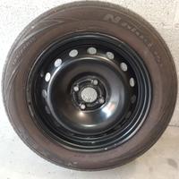 Cerchio in acciaio+pneumatico Punto Evo