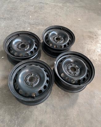 4 cerchi in acciaio da 14 Fiat 500 panda