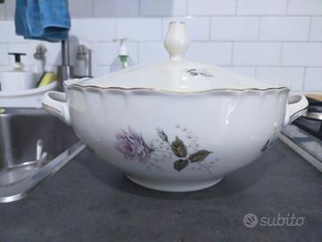 ZUPPIERA PORCELLANA RICHARD GINORI ANNI 70