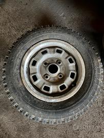 Cerchi e gomme 155 R12