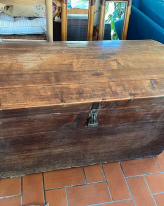 Baule in legno massello