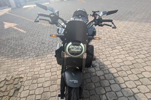 Honda cb1000r 