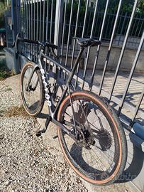 GRAVEL  FACTOR SL