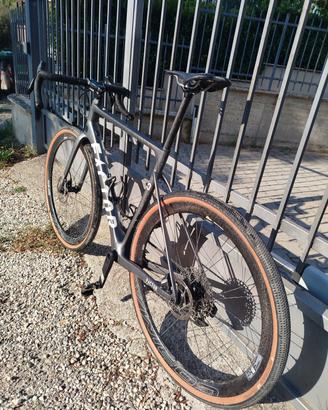 GRAVEL  FACTOR SL