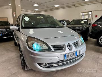 Renault Scenic 1.9 dCi 130CV EDC Dynamique