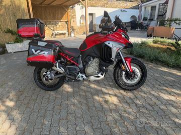 Multistrada V4S Travel & Radar