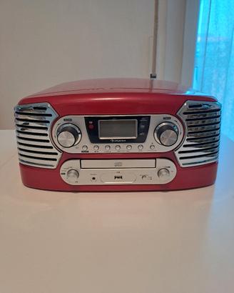 Stereo multifunzione con giradischi