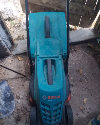 tosa erba elettrico 