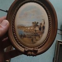 quadretto ovale con paesaggio dipinto 