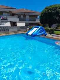 Gonfiabile per piscina 