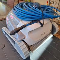 Robot per piacina Maytronics.