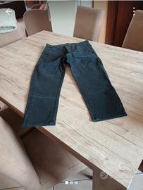 pantaloni  