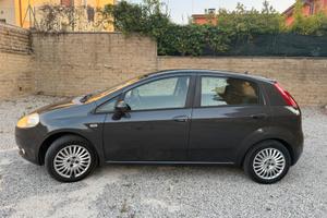 Fiat Grande Punto 1.3 Mjt 5 p - Neopatentati