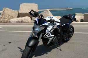 Honda CB1000R
