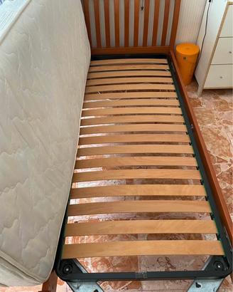 Letto e materasso singolo