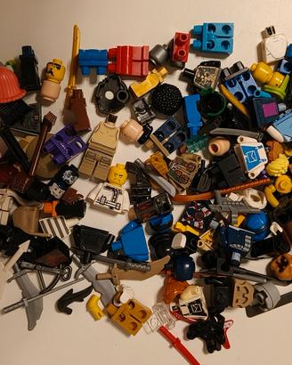 lotto minifigure lego + accessori 