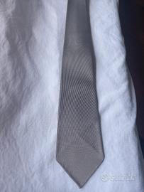 cravatta 100% in pura seta grigio marca: Hermès