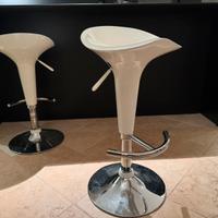 Sgabelli design regolabili bianchi – set 2 pezzi
