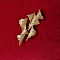 Spilla in oro Luigi Quaglia gioielli 