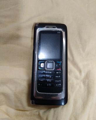 cellulare E90 nokia