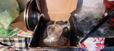 Dischi freno + pastiglie