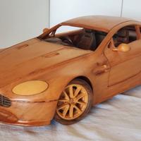 Modellino ASTON MARTIN VANTAGE scala 1:12 in legno