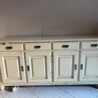 credenza in stile country