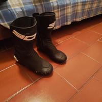 stivali 42