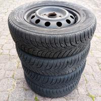 Cerchi in acciaio con gomme montate 155/70 R13