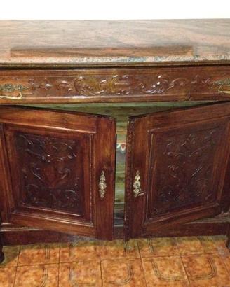 Coordinato antico: Tavolo + 4 sedie +  Credenza