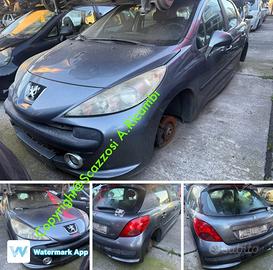 Peugeot 206 anno 2008 per ricambi P