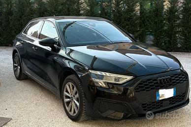Audi A3 Sportback-2.0tdi Business s-tronic
