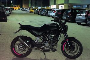 HUSQVARNA svartpilen 125 (2021)