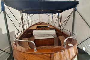 Gozzo in vetroresina