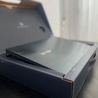 Asus zenbook 14 UX425E