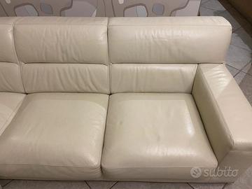 Ad ultimo prezzo !!! divano in pelle!