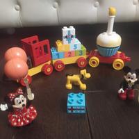 DUPLO Il Treno del compleanno di Topolino e Minnie
