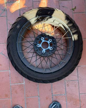 Bmw gs 1250 anno 2023