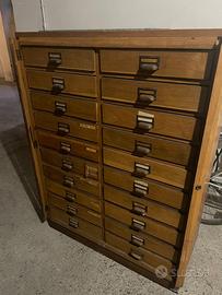 Cassettiera vintage anni ‘30 ufficio