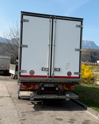 Camion MAN TGX 26.440