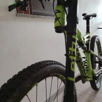  Mountain bike Cannondale