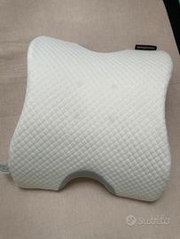 Cuscino ortopedico a forma di arco