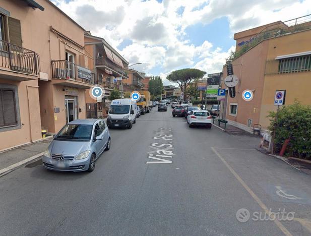 BILOCALE in zona S.MARIA DELLE MOLE con TERRAZZO