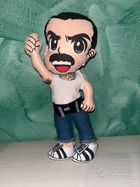 Bambolina di Freddie Mercury fatta a mano