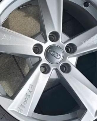 Cerchi in lega originali audi x 17