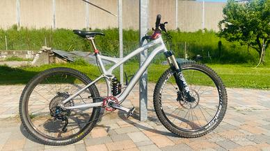 Specialized m5 stumpjumper