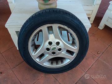 Sassari: Pneumatici estivi + gomme invernali